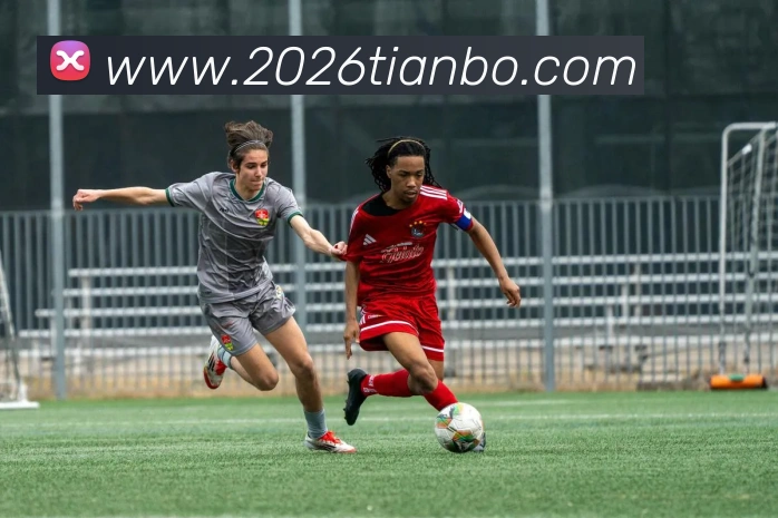 上海海港俱乐部新赛季遭罚五分引发广泛关注与讨论