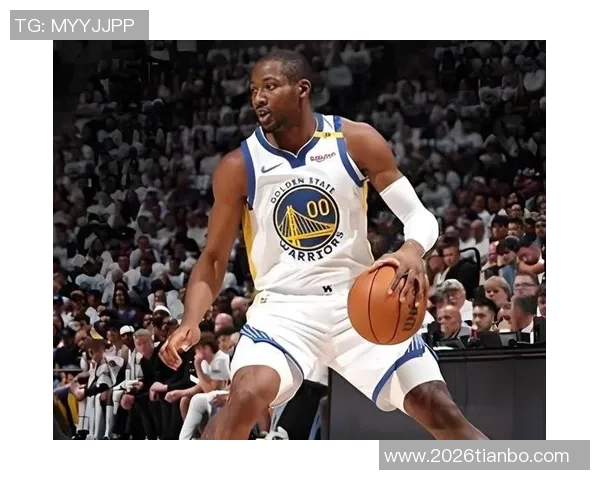 库明加重返社交媒体分享休赛期精彩瞬间合辑